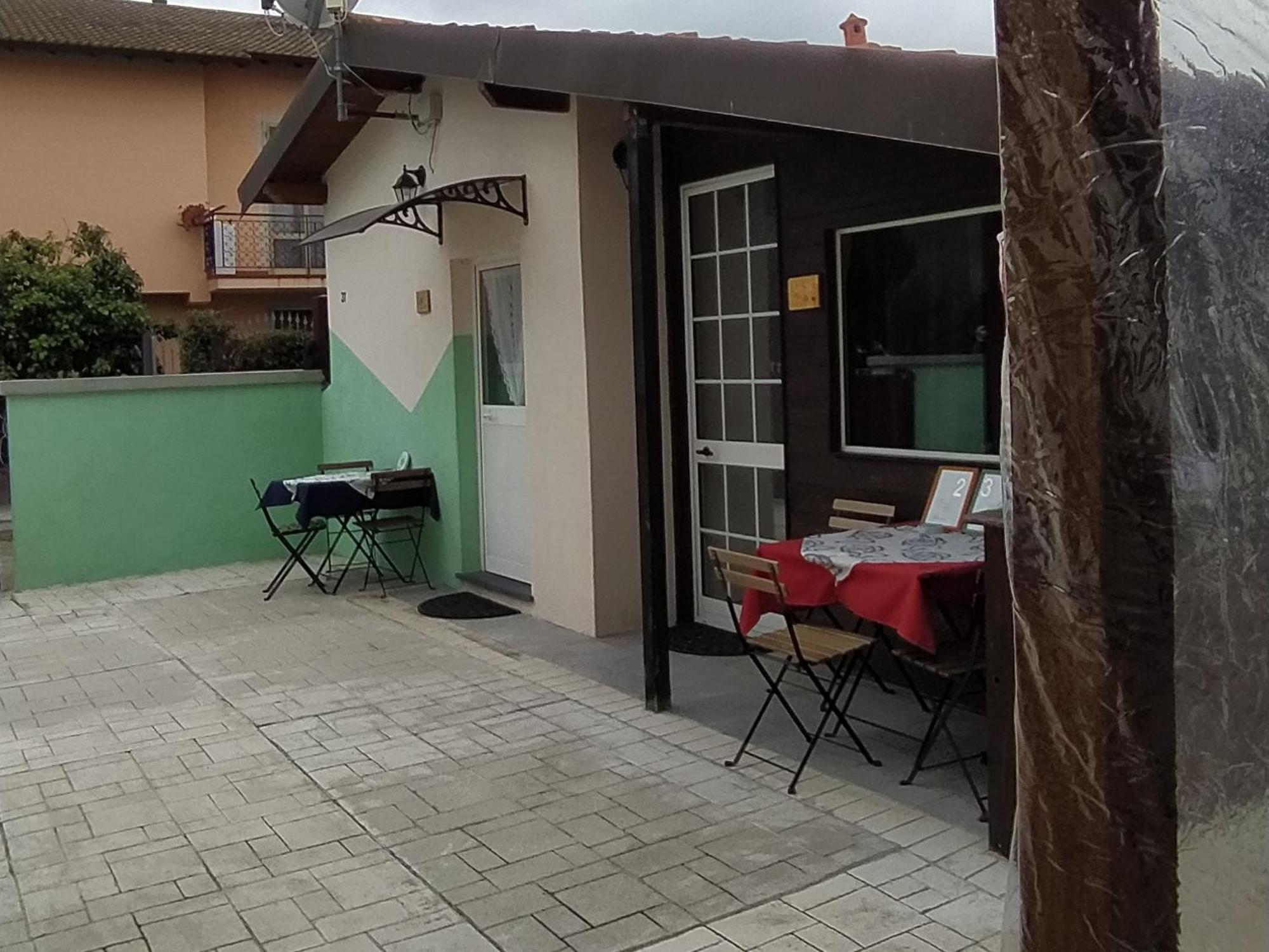 Casa Sanfe Lägenhet Albenga Exteriör bild